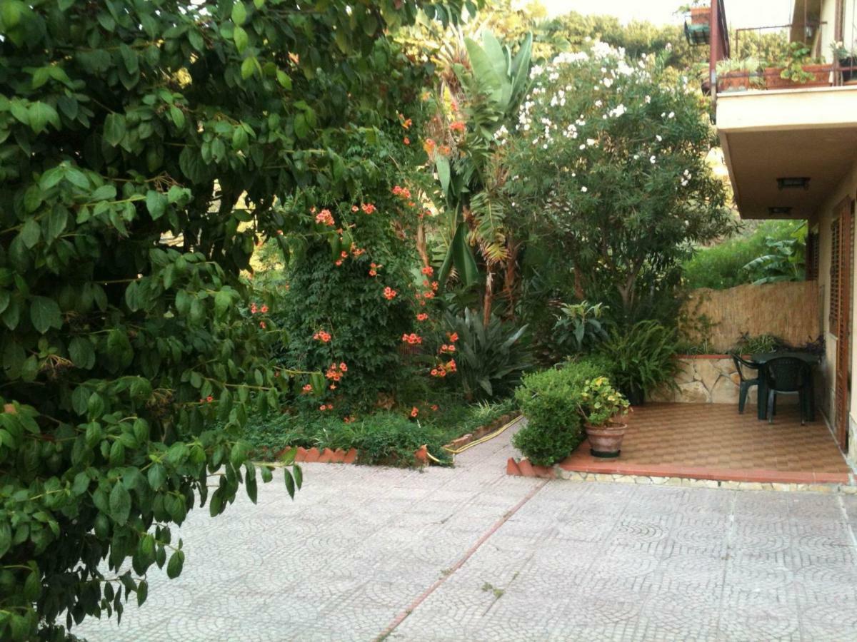 Green Villa Sand Beach Center Close Sea Veiw تْشيفالو المظهر الخارجي الصورة