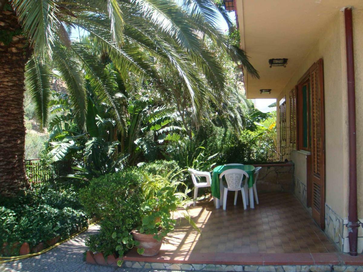 Green Villa Sand Beach Center Close Sea Veiw تْشيفالو المظهر الخارجي الصورة